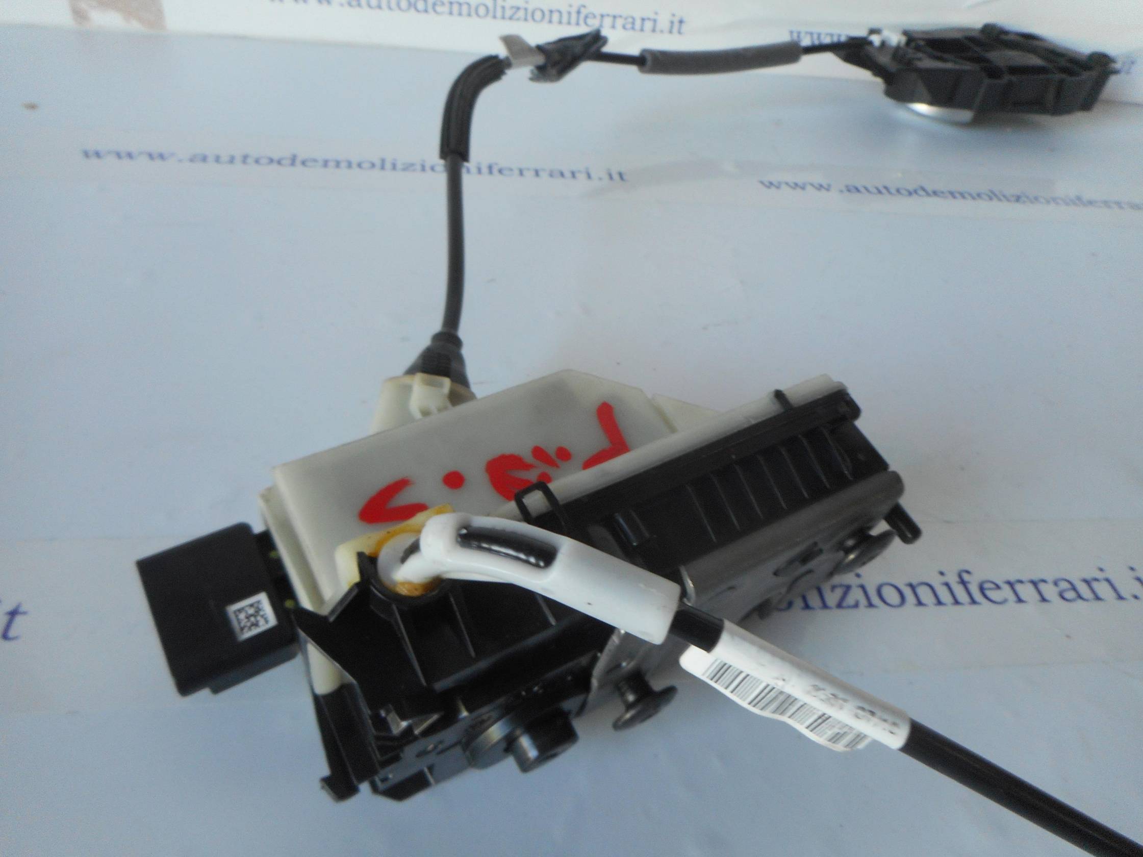 Serratura porta post. sx.